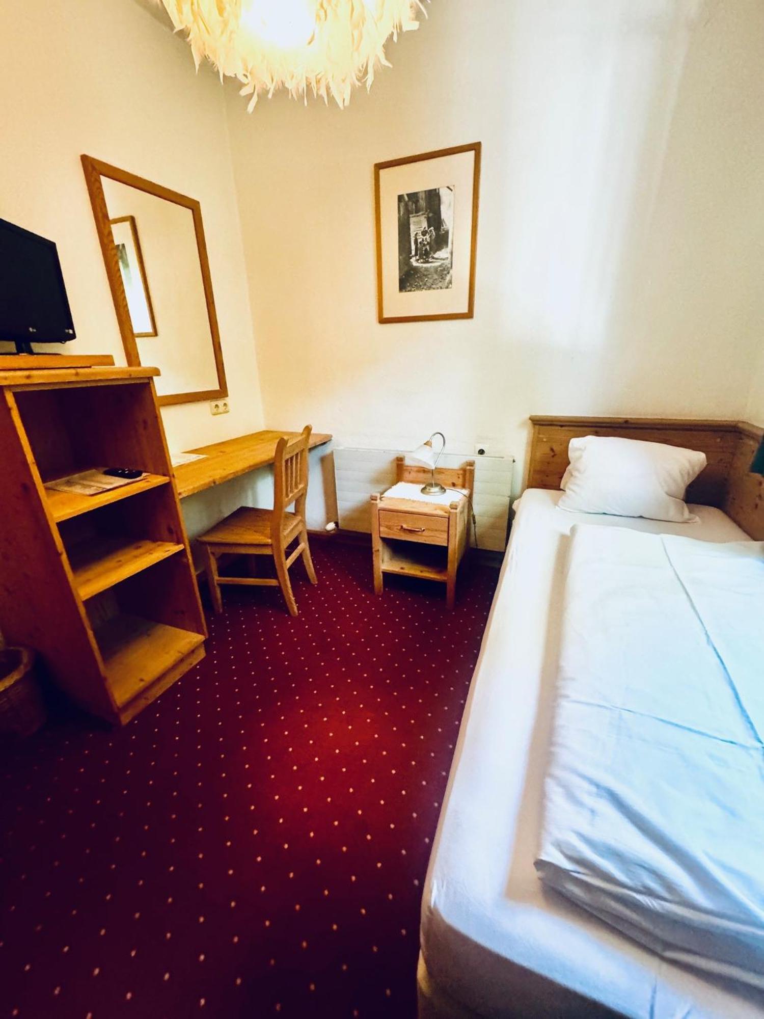 Wildauers Haidenhof & Sleep Hotel 4*